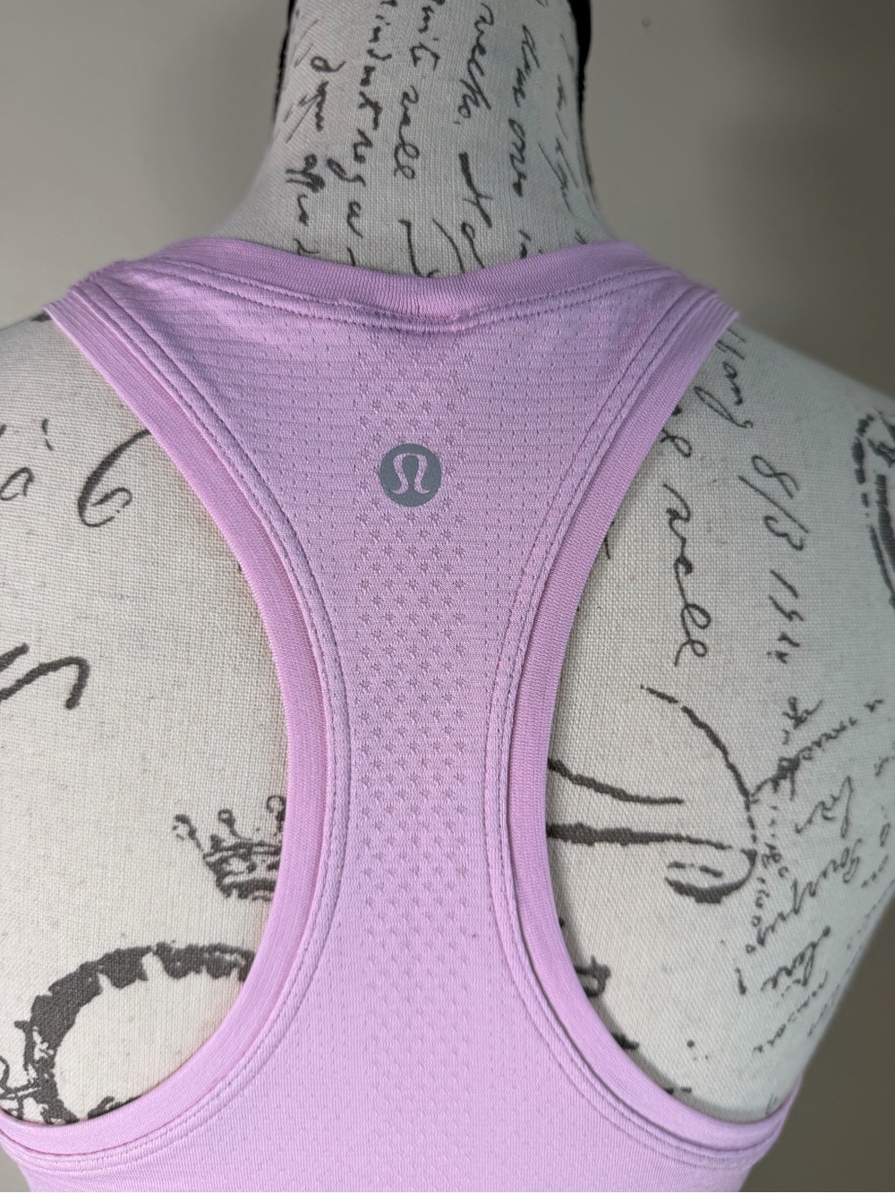 lululemon athletica Light Lilac Scoop Neck Tank - Picture 4 of 7